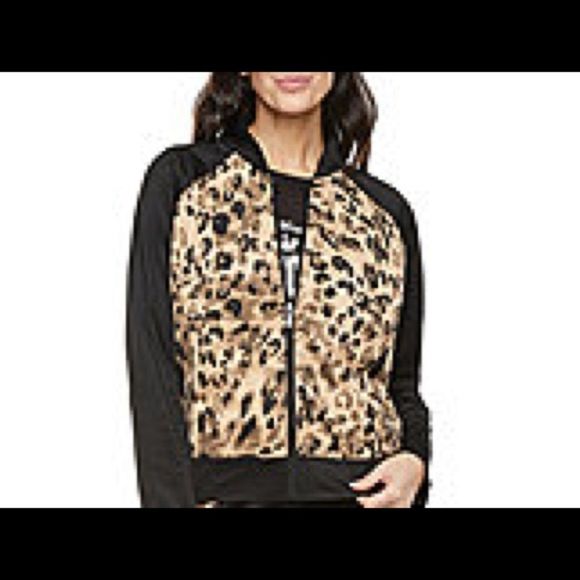 NWT Juicy By Juicy Couture Womens Long Sleeve Leopard 🐆print jacket size small. - Picture 5 of 5